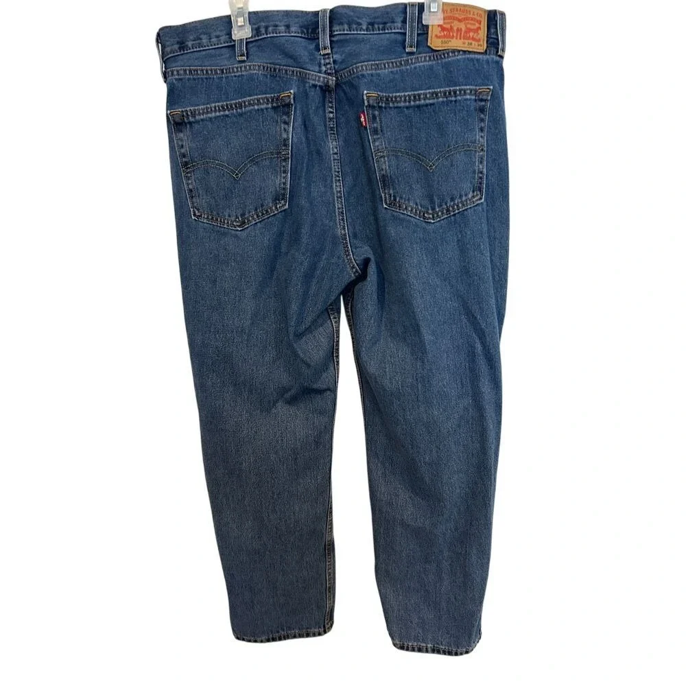 Levi's 550 Relaxed Fit Tapered Leg Jeans 38x30 Men's Blue Medium Wash Denim